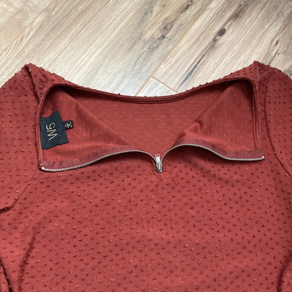 W5 | Bell sleeved blouse rust orange brown small - Picture 7 of 9